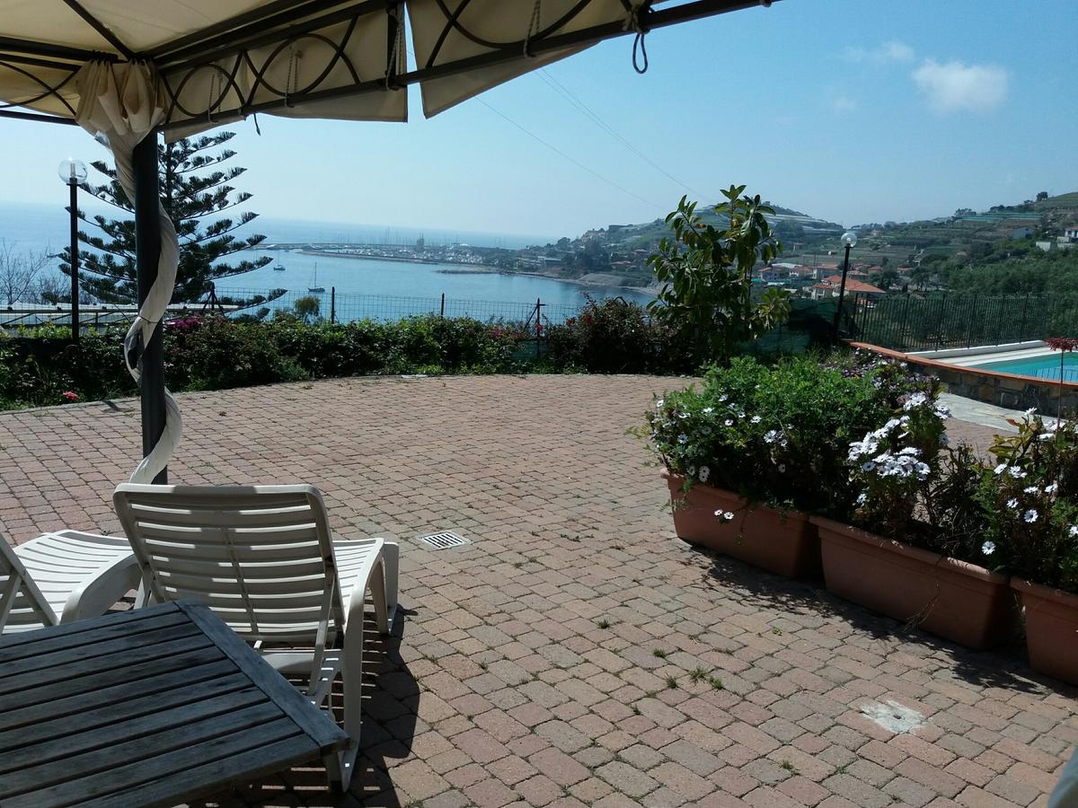 Villa Del Mare Ligure Terme & Spa Piscina A 37 Gradi Santo Stefano al Mare Exterior foto