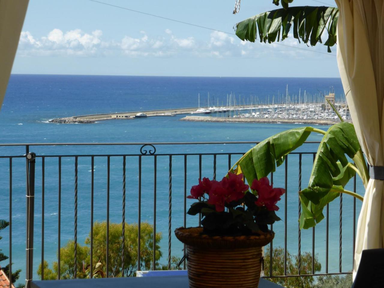 Villa Del Mare Ligure Terme & Spa Piscina A 37 Gradi Santo Stefano al Mare Exterior foto